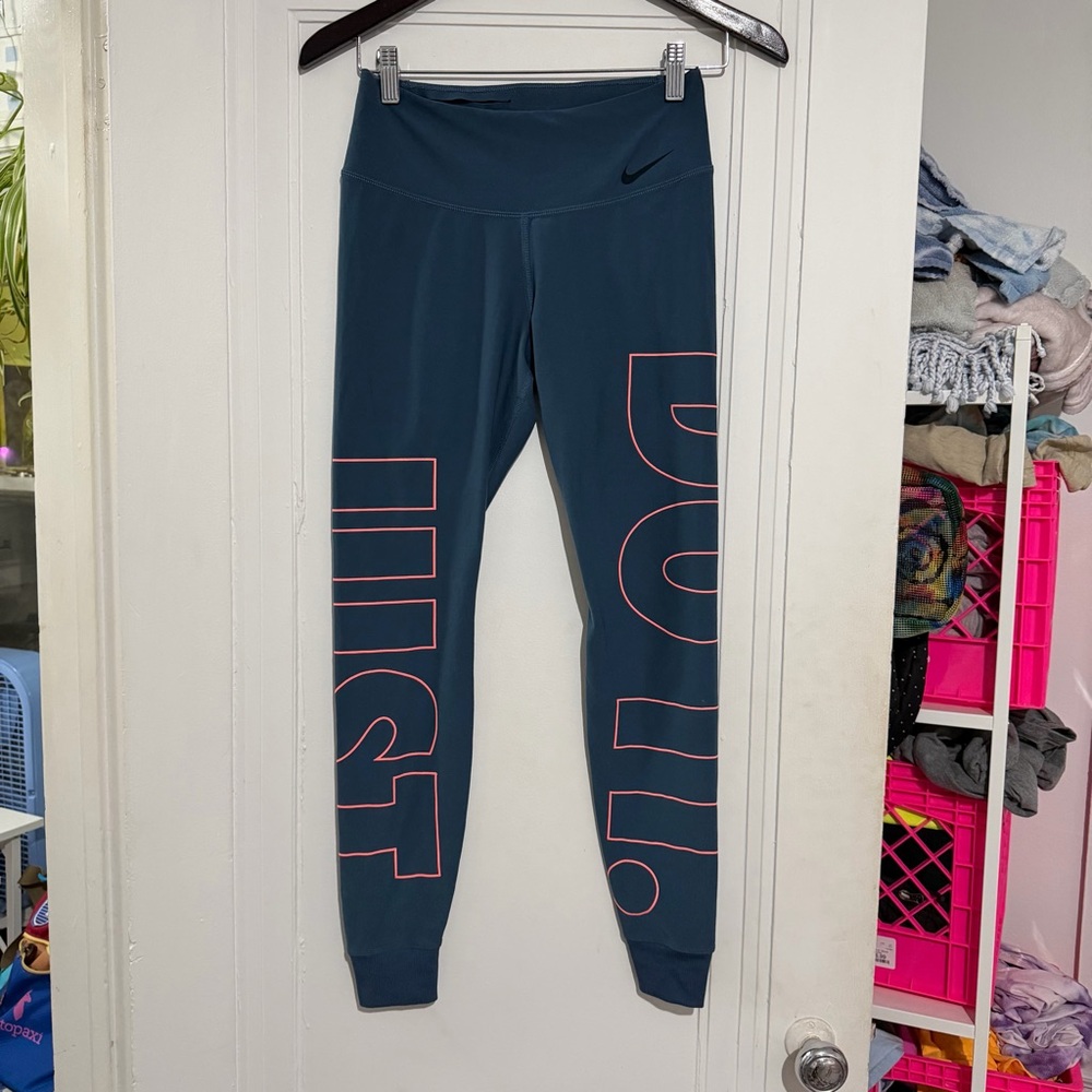 Nike Dri-fit Just do it women’s leggings